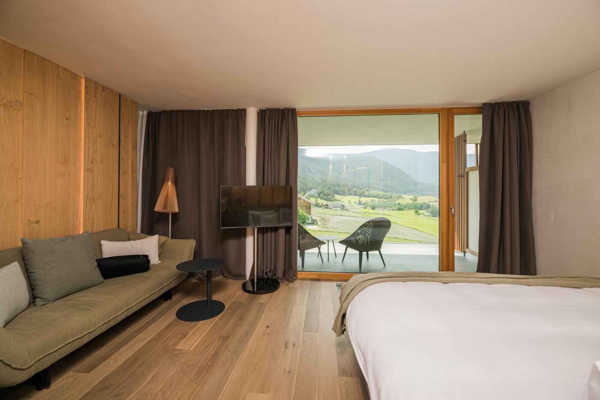 Hotel Winkler Sport & Spa Resort San Lorenzo di Sebato Esterno foto